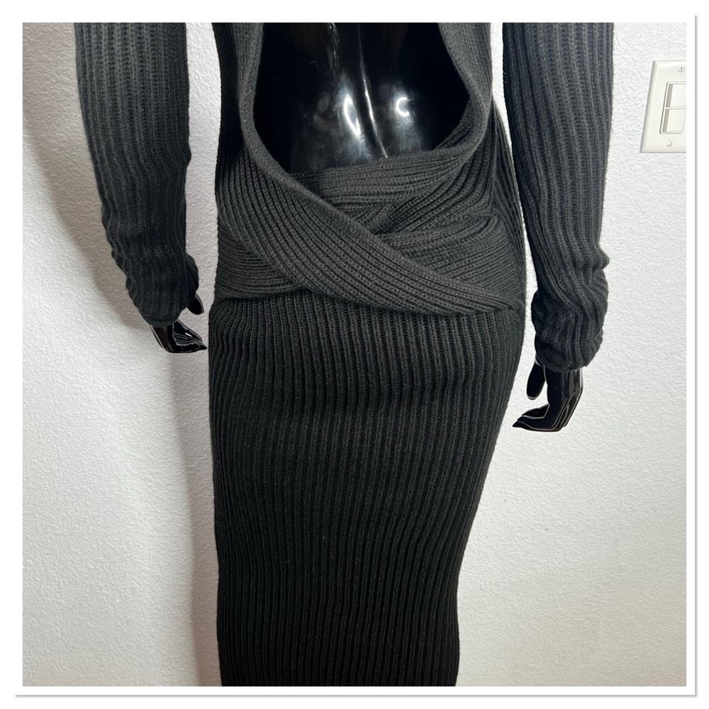 JLUXLABEL Black Long Sleeve Ribbed Open Back Maxi Dress - Picture 8 of 10